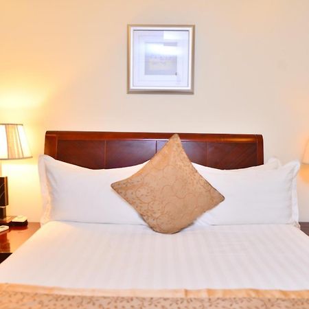 The Manor Hotel คิกาลี ภายนอก รูปภาพ
