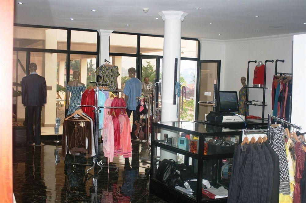 The Manor Hotel คิกาลี ภายนอก รูปภาพ